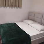 아파트 Rafa's