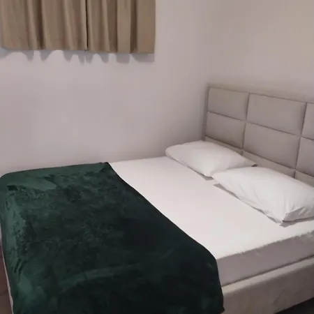 Apartment Rafa's